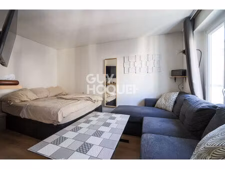 paris 11 - république/oberkampf - 19m² vendu loué -rentabilité 5%