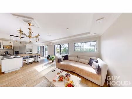 maison 3 chambres avec beaux volumes à biard