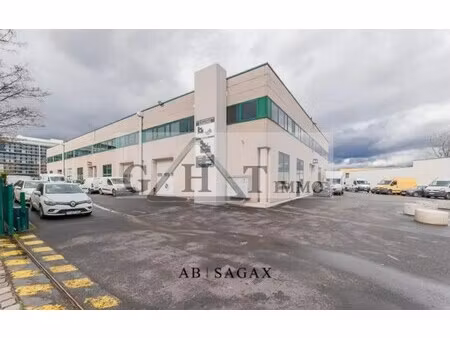 location entrepôt gennevilliers 92230 807m²