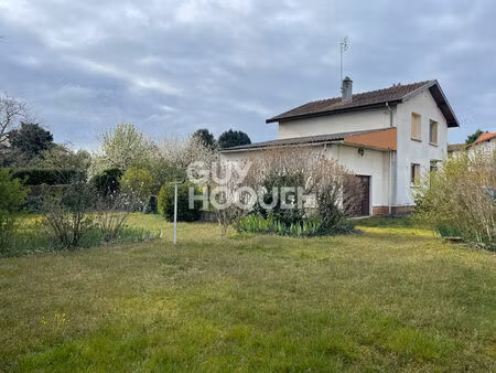 maison proche commodités - travaux à prévoir  fort potentiel