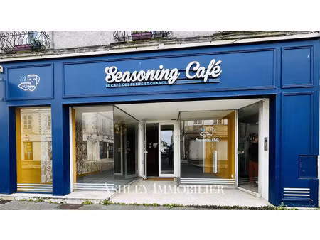 location local commercial 150m2 rochefort 17300 - 1200 € - surface privée