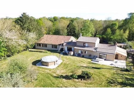 vente maison 5 pièces 222 m² à aizenay (85190)  399 000 €