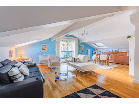 biarritz  duplex lumineux de 86 m2 entre la médiathèque et l