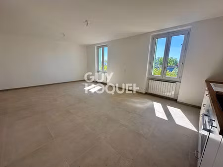 appartement rénové  lumineux et idéalement situé au coeur de miribel  aux portes de lyon
