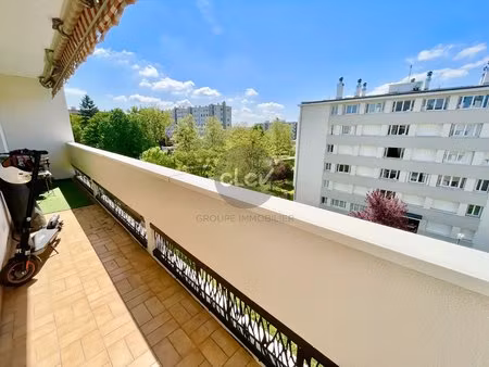 t2 meublé métro cuire 69300 caluire et cuire