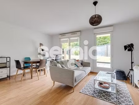 appartement 2 pièces 42.7 m2 et parking