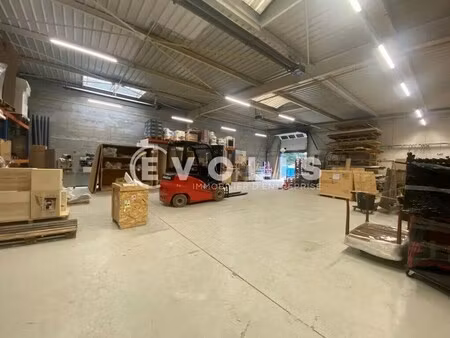 location local d'activités 357 m² à 786 m²