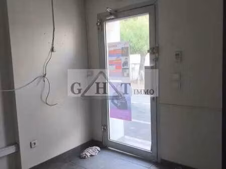 vente commerce 57 m²