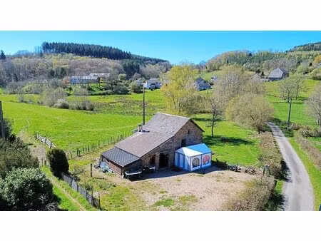charmante maison 3 chambres au calme averc terrain et vue dégag
