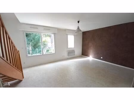 location appartement 2 pièces 43m² nantes 44000