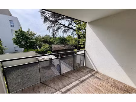 appartement pierre-bénite 65.79 m² t-3 à vendre  220 000 €