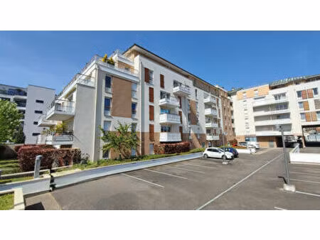 un dernier étage au coeur du centre-ville !