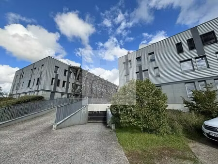 vente bureaux 179 m²