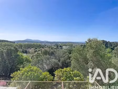 maison traditionnelle à la valette-du-var (83160)