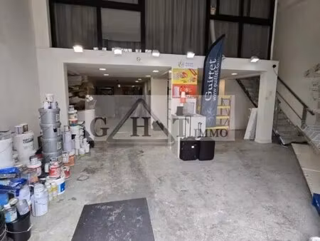 vente commerce 60 m² à 150 m²