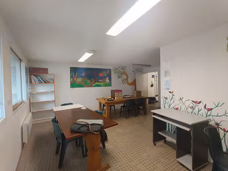 immeuble monclar 14 pièce(s) 222.5 m2