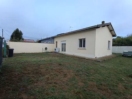 maison villeneuve sur lot 3 pièce(s) 67 m2