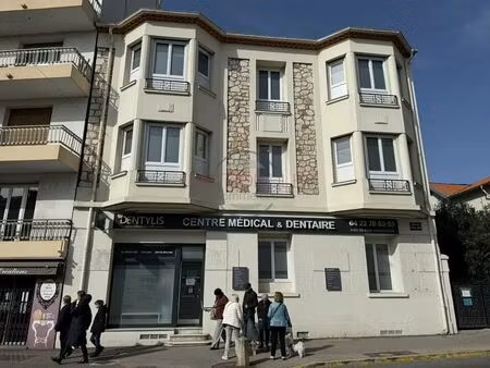 location commerce cagnes sur mer 06800 334m²