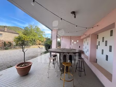 superbe maison 8 pièces avec vue  garage et appartement indépendant