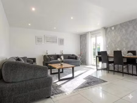 immeuble rénové avec 3 appartements à mulhouse