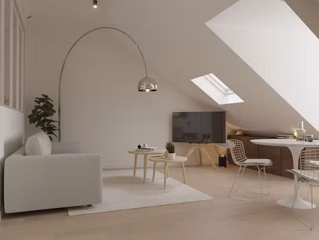 type 2 dernier etage proche sebastopole