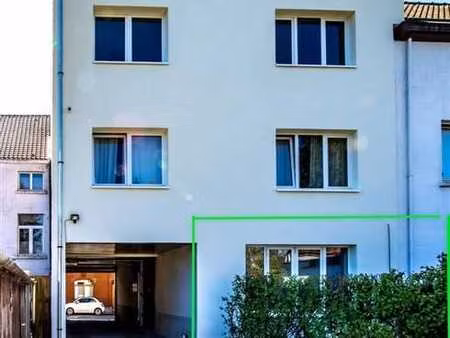 appartement 1 chambre rénové avec parking et jardin