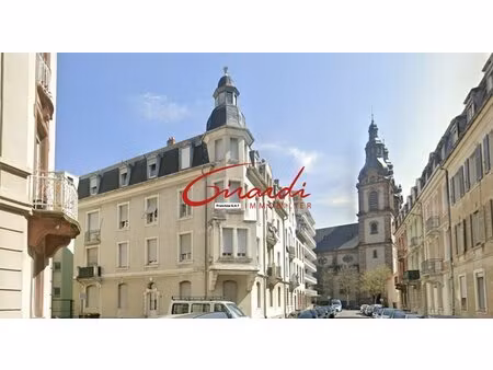 t4- 3 chambres- 75m2 - cave- 3ème étage- petite copropriete