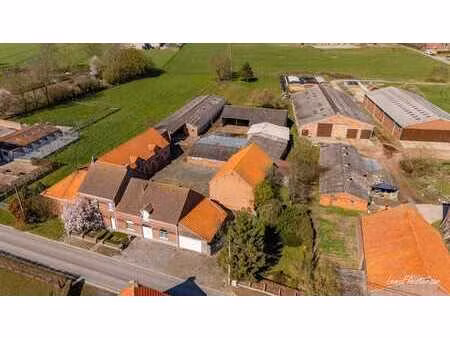 ferme pleine de caractère sur environ 58 ares à kortenaken