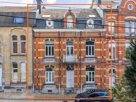 maison de maître entièrement rénovée au centre de neufchâtea