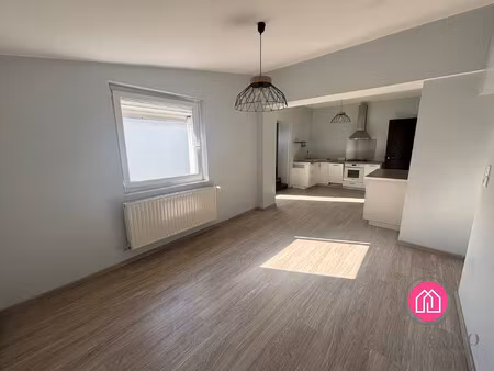 maison semi individuelle avec garage