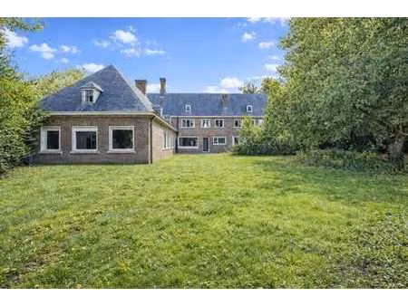 riante te renoveren villa met grote tuin in centrum rumbeke