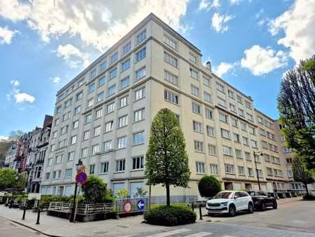 montgomery: bel appartement 2 chambres +/- 95m2