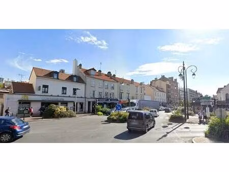 location commerce saint maur des fosses 94100 250m²