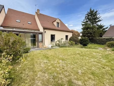 maison de ville pleine de potentiel à lamorlaye – quartier prisé