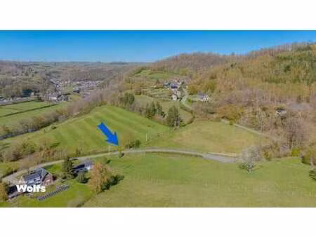 parcelle à bâtir de 1.015 m² dans un cadre verdoyant !