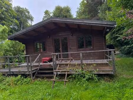 chalet dans un quartier plein de charme