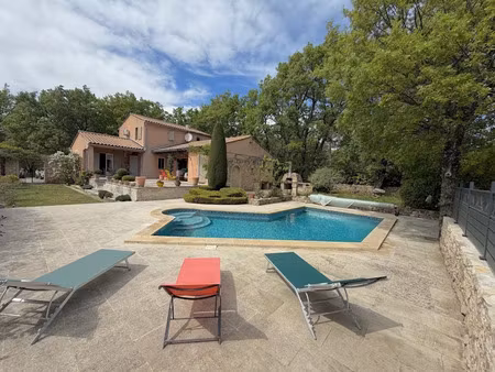 vente maison 6 pièces 150 m² à apt (84400)  615 000 €