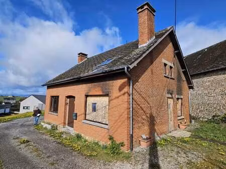 maison 4 façades à réhabiliter sur 8 ares de terrain