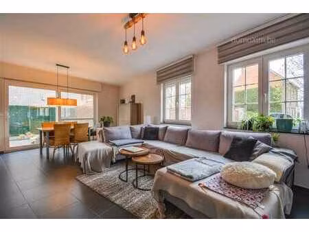 appartement lumineux au rez-de-chaussée dans le centre de wi