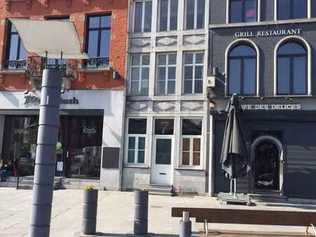 maison xviiie  grand'place 7 à ath - idéal investissement