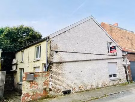 maison 2 chambres avec cour