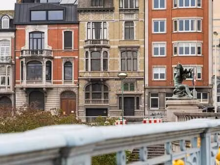 quai de rome – maison de maître avec jardin et garage