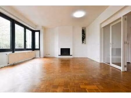 appartement 2 chambres - grands espaces - petite copropriété