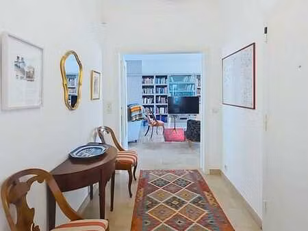 spacieux appartement de caractere