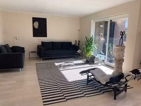 fort jaco - lumineux appartement dans clos privatif