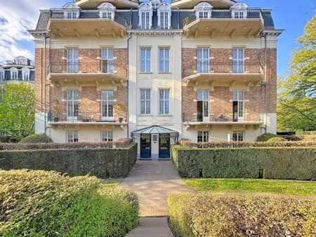 magnifique appartement + studio – parking + garage