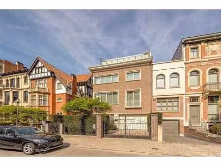 van putlei | magnifique maison de maître avec jardin et gara