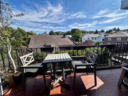 magnifique penthouse 2 ch. – chant d’oiseau – vue parc