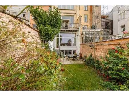 *duplex 1ch plus bureau et jardin*