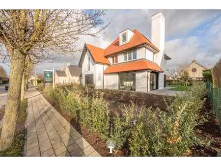 belle villa neuve bénéficiant d'une orientation parfaite...